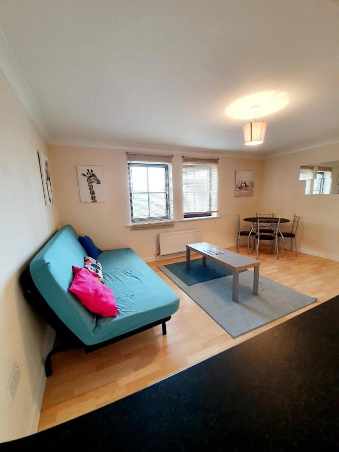 Chelmsford Town Centre Apartments With Car Parking ภายนอก รูปภาพ