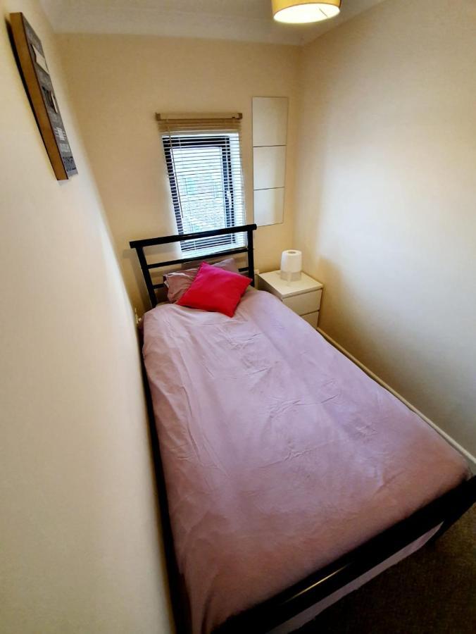 Chelmsford Town Centre Apartments With Car Parking ภายนอก รูปภาพ