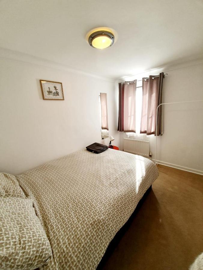 Chelmsford Town Centre Apartments With Car Parking ภายนอก รูปภาพ