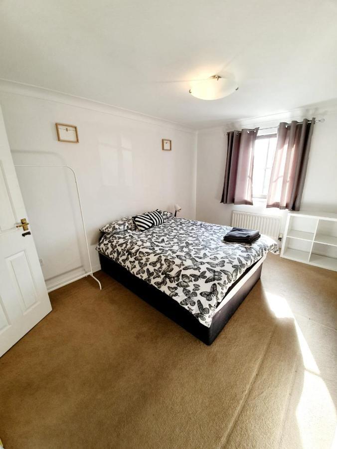 Chelmsford Town Centre Apartments With Car Parking ภายนอก รูปภาพ